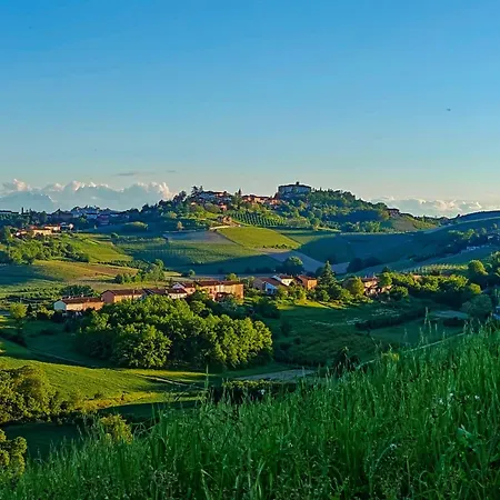 Сasa de vacaciones Casa Profumi Di Barbera - Infinity Pool, Luxurious Bedrooms And Historic Charm *