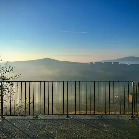 Casa Profumi Di Barbera - Infinity Pool, Luxurious Bedrooms And Historic Charm