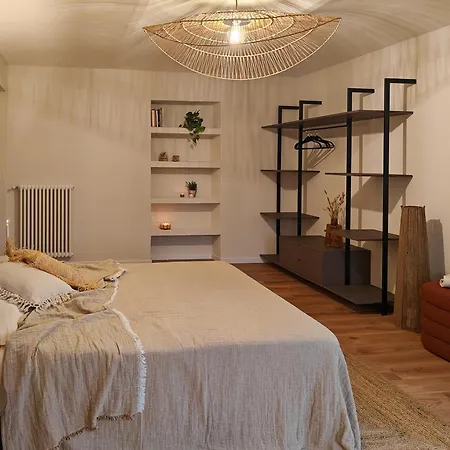 Дом отдыха Casa Profumi Di Barbera - Infinity Pool, Luxurious Bedrooms And Historic Charm *