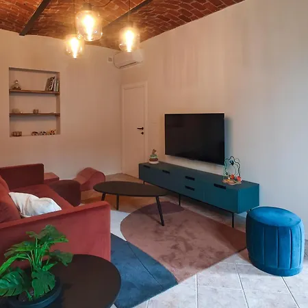 Holiday home Casa Profumi Di Barbera - Infinity Pool, Luxurious Bedrooms And Historic Charm San Martino Alfieri