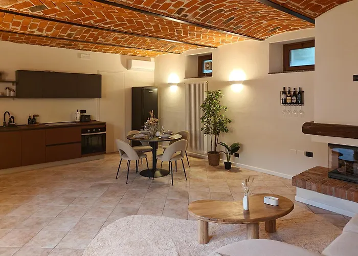 펜션 Casa Profumi Di Barbera - Infinity Pool, Luxurious Bedrooms And Historic Charm
