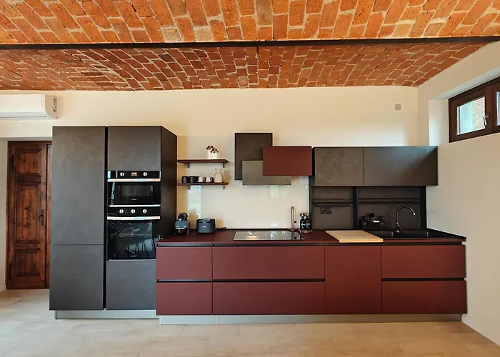 Casa Profumi Di Barbera - Infinity Pool, Luxurious Bedrooms And Historic Charm 別荘