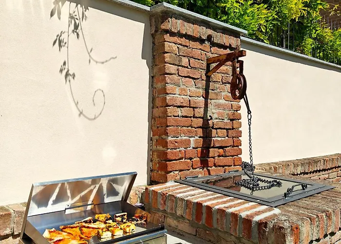 Casa Profumi Di Barbera - Infinity Pool, Luxurious Bedrooms And Historic Charm 펜션