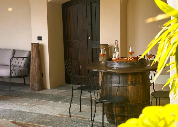 Casa Profumi Di Barbera - Infinity Pool, Luxurious Bedrooms And Historic Charm San Martino Alfieri