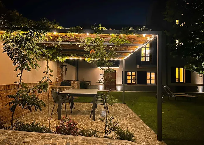 펜션 Casa Profumi Di Barbera - Infinity Pool, Luxurious Bedrooms And Historic Charm San Martino Alfieri